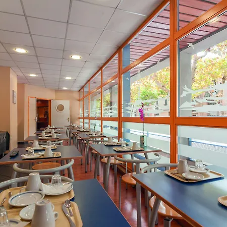 Ξενοδοχείο με διαμερίσματα Appart'city Classic Ferrand Centre